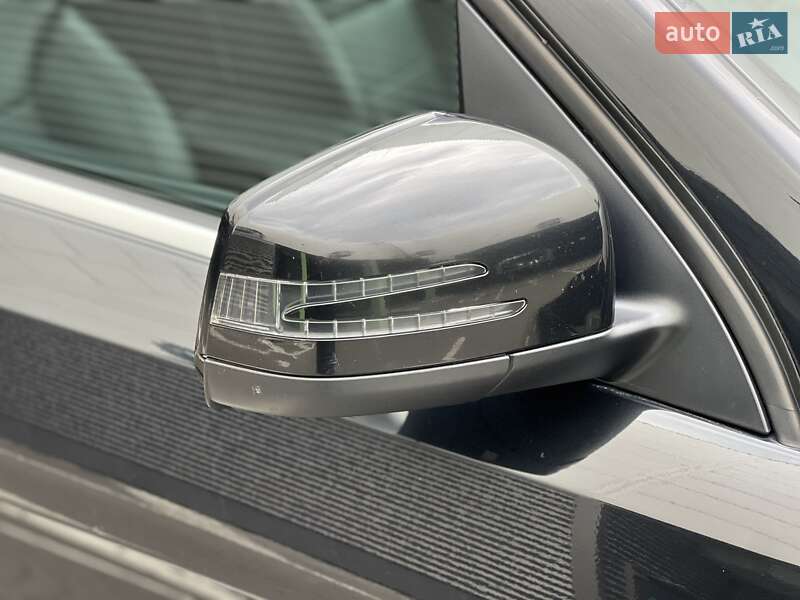 Внедорожник / Кроссовер Mercedes-Benz M-Class 2013 в Киеве