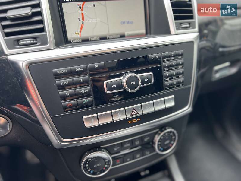 Внедорожник / Кроссовер Mercedes-Benz M-Class 2013 в Киеве