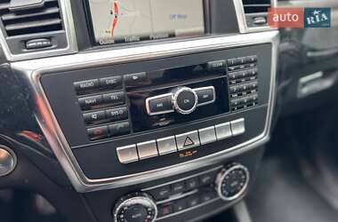 Внедорожник / Кроссовер Mercedes-Benz M-Class 2013 в 