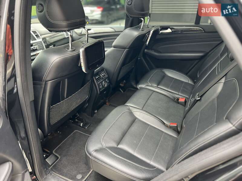 Внедорожник / Кроссовер Mercedes-Benz M-Class 2013 в Киеве