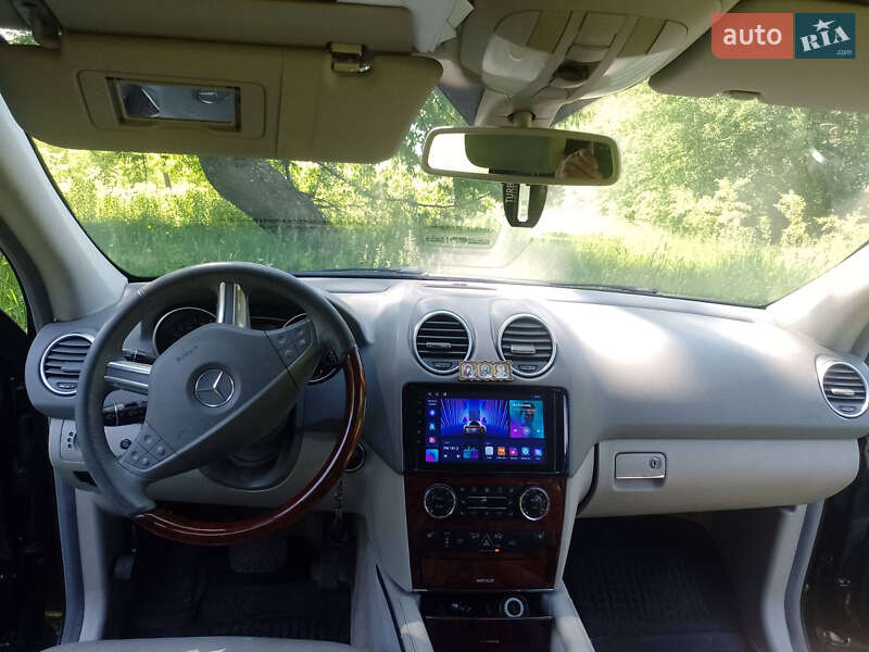 Внедорожник / Кроссовер Mercedes-Benz M-Class 2005 в Хмельницком