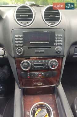 Внедорожник / Кроссовер Mercedes-Benz M-Class 2008 в 