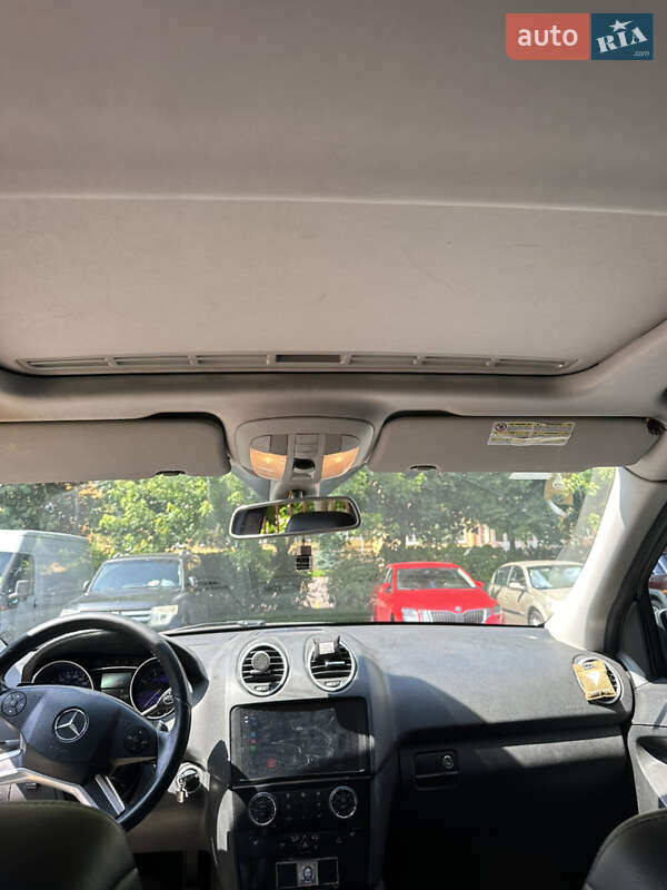 Внедорожник / Кроссовер Mercedes-Benz M-Class 2009 в Киеве фото 14 Внедорожник / Кроссовер Mercedes-Benz M-Class 2009 в Киеве