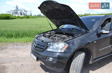 Внедорожник / Кроссовер Mercedes-Benz M-Class 2008 в 
