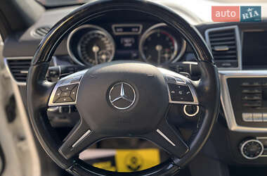 Внедорожник / Кроссовер Mercedes-Benz M-Class 2013 в 