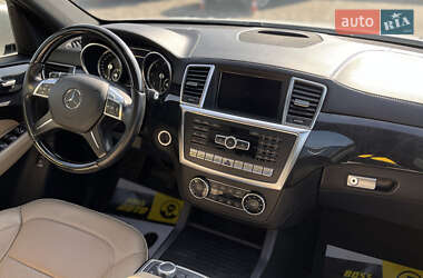 Внедорожник / Кроссовер Mercedes-Benz M-Class 2013 в 