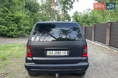 Внедорожник / Кроссовер Mercedes-Benz M-Class 2005 в 