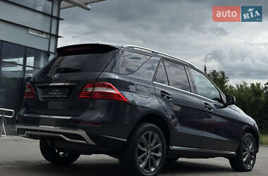 Внедорожник / Кроссовер Mercedes-Benz M-Class 2013 в 
