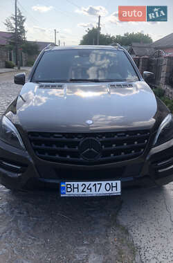 Внедорожник / Кроссовер Mercedes-Benz M-Class 2012 в 