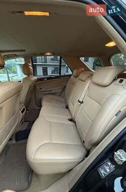 Внедорожник / Кроссовер Mercedes-Benz M-Class 2011 в 