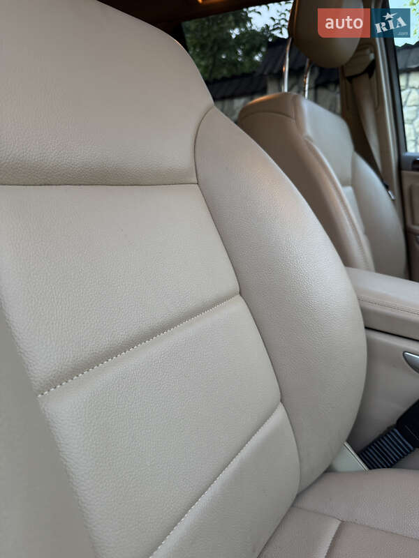 Внедорожник / Кроссовер Mercedes-Benz M-Class 2011 в Снятине