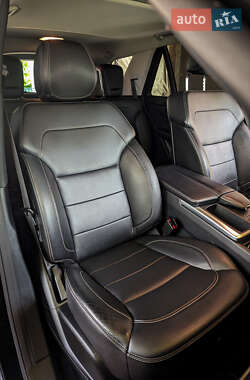 Внедорожник / Кроссовер Mercedes-Benz M-Class 2014 в 