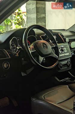 Внедорожник / Кроссовер Mercedes-Benz M-Class 2014 в 