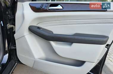 Внедорожник / Кроссовер Mercedes-Benz M-Class 2015 в 