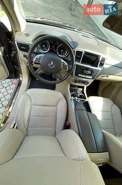 Внедорожник / Кроссовер Mercedes-Benz M-Class 2014 в 