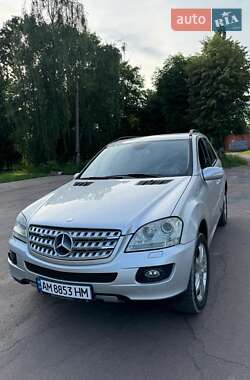 Внедорожник / Кроссовер Mercedes-Benz M-Class 2008 в 