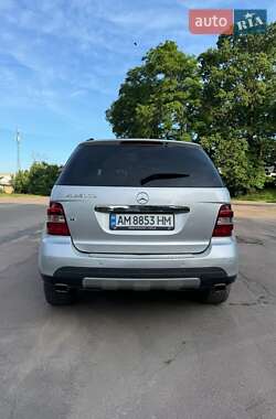 Внедорожник / Кроссовер Mercedes-Benz M-Class 2008 в 