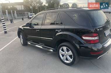 Позашляховик / Кросовер Mercedes-Benz M-Class 2008 в Дніпрі