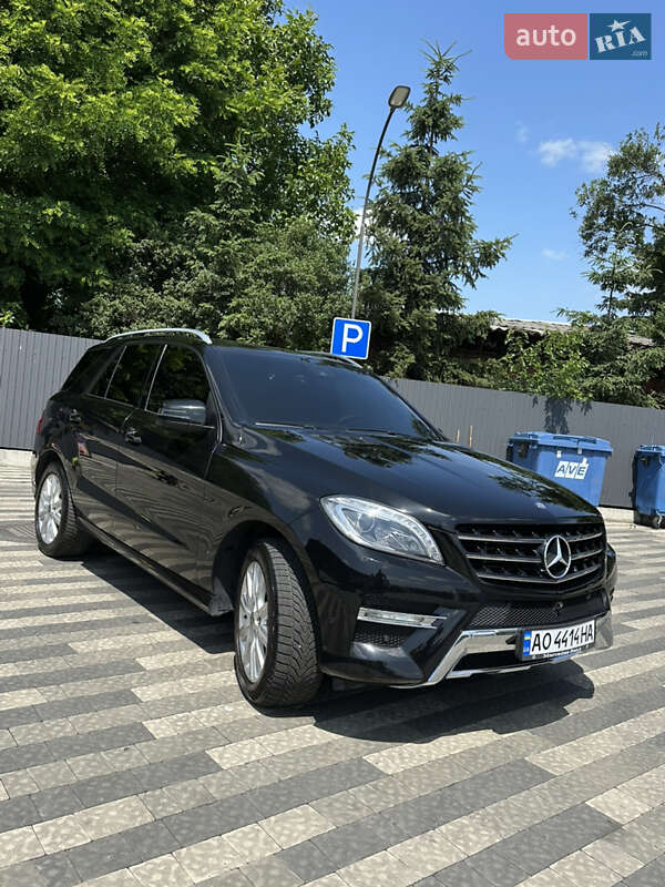 Позашляховик / Кросовер Mercedes-Benz M-Class 2014 в Ужгороді