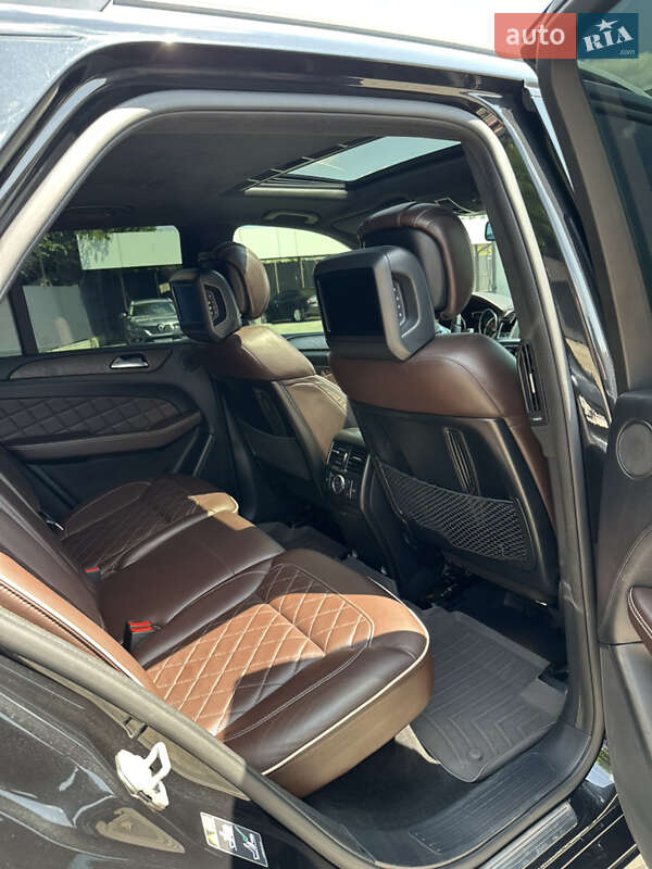Позашляховик / Кросовер Mercedes-Benz M-Class 2014 в Ужгороді
