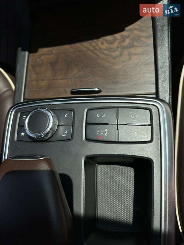 Позашляховик / Кросовер Mercedes-Benz M-Class 2014 в Ужгороді