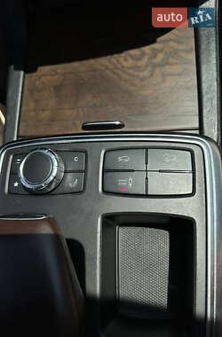 Внедорожник / Кроссовер Mercedes-Benz M-Class 2014 в 