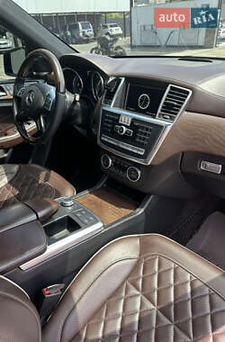 Внедорожник / Кроссовер Mercedes-Benz M-Class 2014 в 