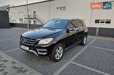 Внедорожник / Кроссовер Mercedes-Benz M-Class 2013 в 