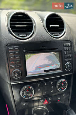 Внедорожник / Кроссовер Mercedes-Benz M-Class 2009 в 