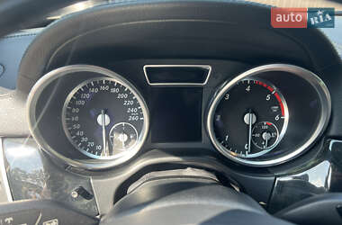 Внедорожник / Кроссовер Mercedes-Benz M-Class 2013 в 