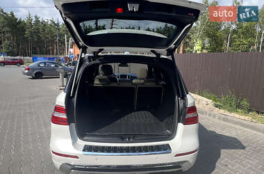 Внедорожник / Кроссовер Mercedes-Benz M-Class 2013 в 