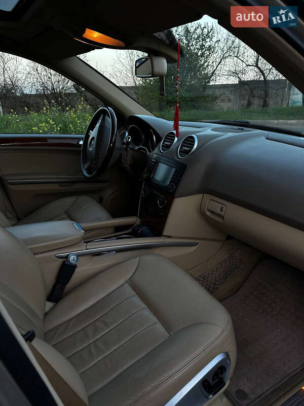 Внедорожник / Кроссовер Mercedes-Benz M-Class 2007 в Одессе