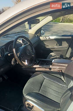 Внедорожник / Кроссовер Mercedes-Benz M-Class 2006 в 