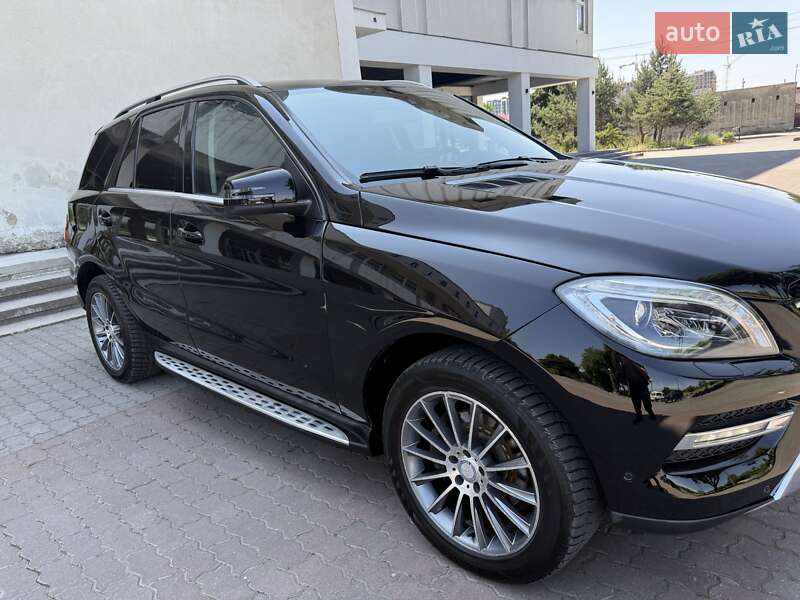 Внедорожник / Кроссовер Mercedes-Benz M-Class 2013 в Ивано-Франковске