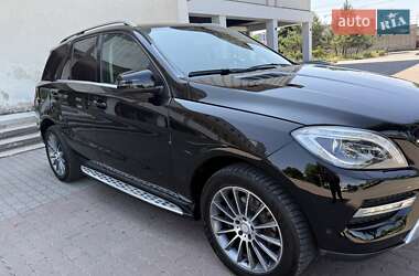 Внедорожник / Кроссовер Mercedes-Benz M-Class 2013 в 