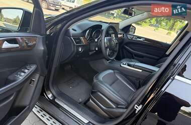 Внедорожник / Кроссовер Mercedes-Benz M-Class 2013 в 