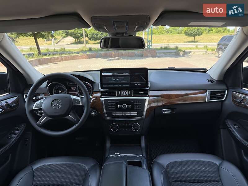 Внедорожник / Кроссовер Mercedes-Benz M-Class 2013 в Ивано-Франковске