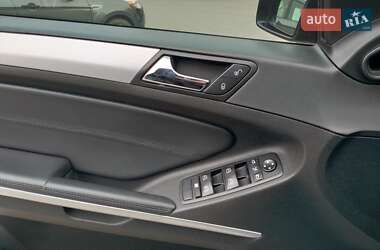 Внедорожник / Кроссовер Mercedes-Benz M-Class 2011 в 