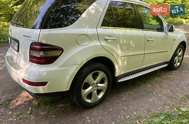 Внедорожник / Кроссовер Mercedes-Benz M-Class 2008 в 