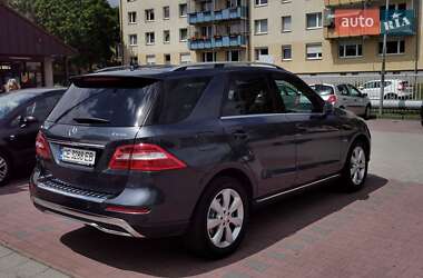 Внедорожник / Кроссовер Mercedes-Benz M-Class 2012 в 