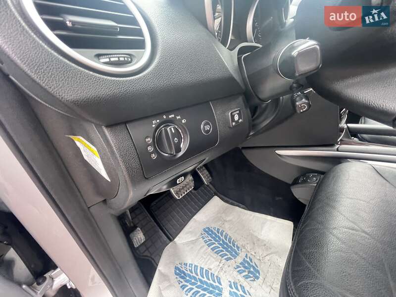 Позашляховик / Кросовер Mercedes-Benz M-Class 2007 в Луцьку