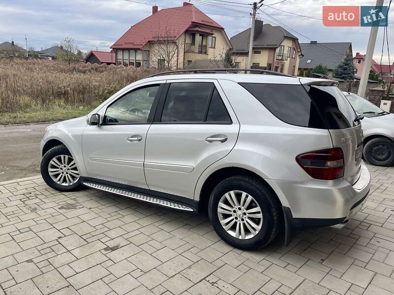 Позашляховик / Кросовер Mercedes-Benz M-Class 2007 в Луцьку