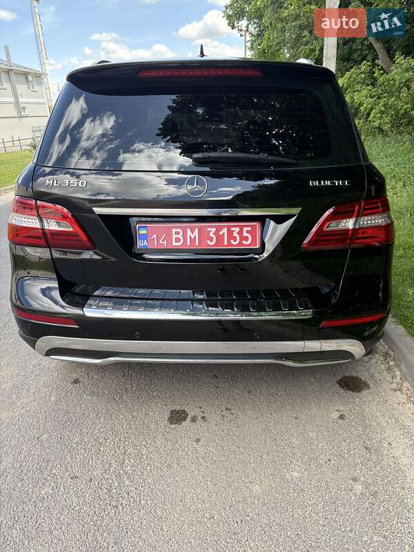 Внедорожник / Кроссовер Mercedes-Benz M-Class 2012 в Львове
