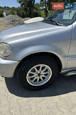 Внедорожник / Кроссовер Mercedes-Benz M-Class 2003 в 