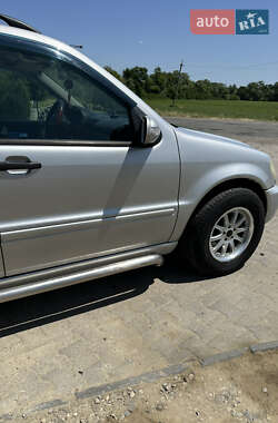 Внедорожник / Кроссовер Mercedes-Benz M-Class 2003 в 