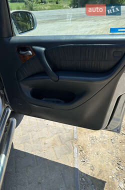 Внедорожник / Кроссовер Mercedes-Benz M-Class 2003 в 