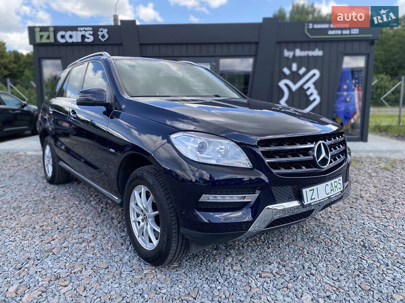 Внедорожник / Кроссовер Mercedes-Benz M-Class 2012 в 