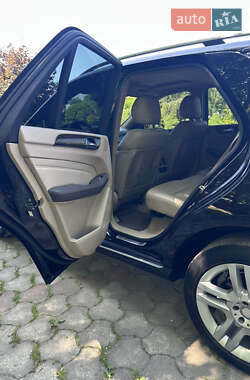 Внедорожник / Кроссовер Mercedes-Benz M-Class 2013 в 