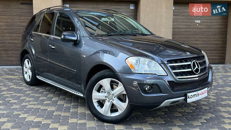 Внедорожник / Кроссовер Mercedes-Benz M-Class 2010 в Виннице
