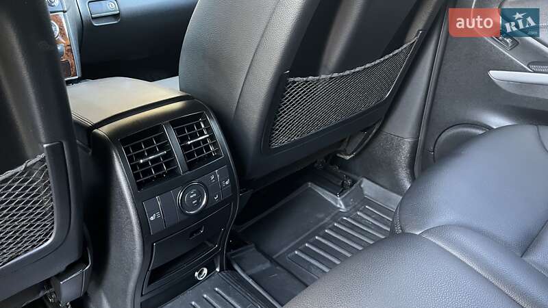 Внедорожник / Кроссовер Mercedes-Benz M-Class 2010 в Виннице